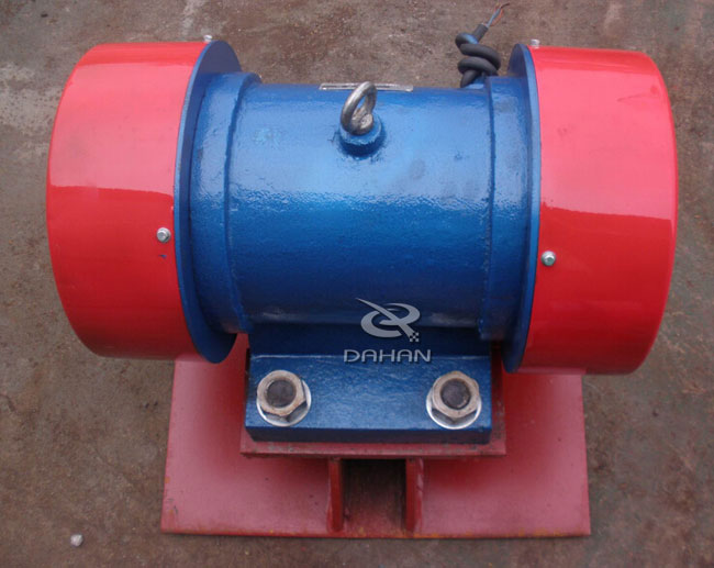 <b>仓壁振动器</b>